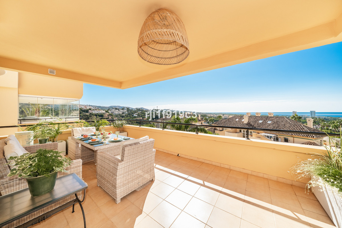 Se vende Apartamento Planta Media de 3 dormitorios en Costa Del Sol, Málaga, España
