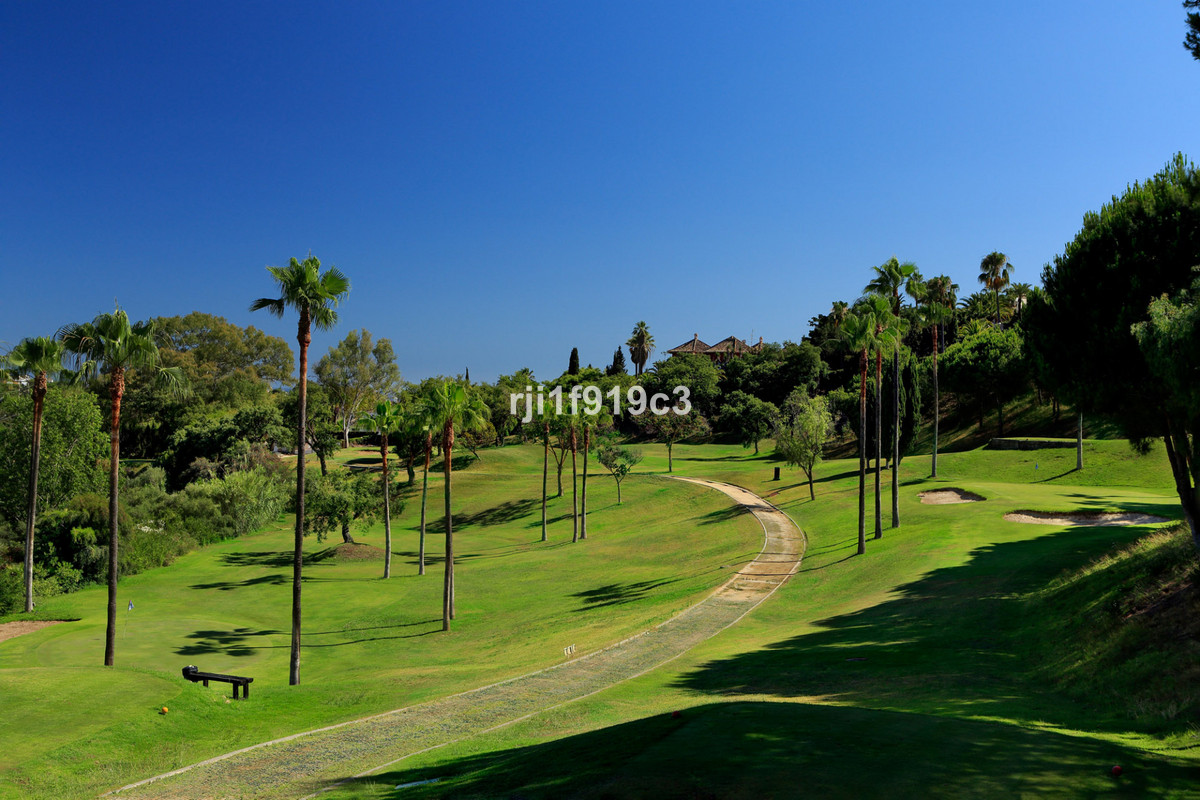 Se vende Apartamento Planta Media de 3 dormitorios en Costa Del Sol, Málaga, España