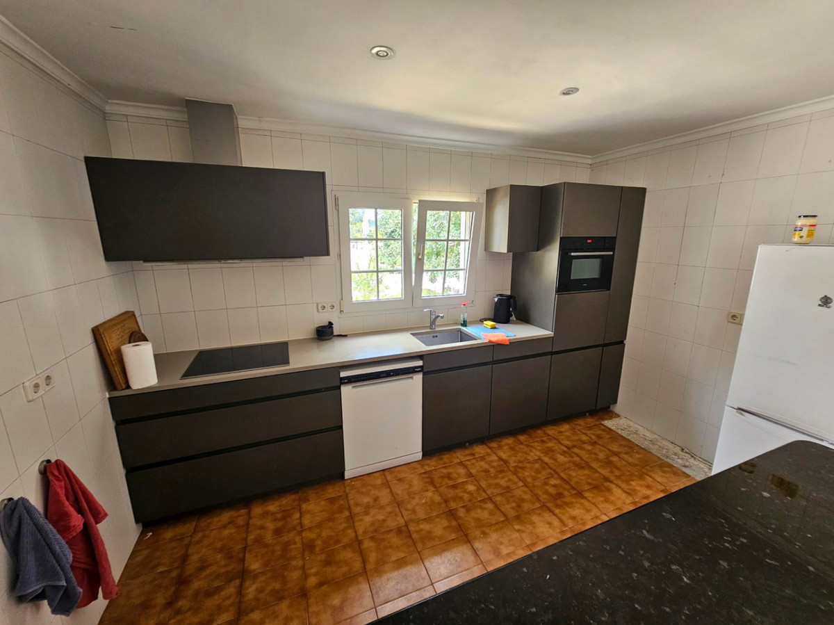 Se vende Villa - Chalet de 6 dormitorios en Costa Blanca, Alicante, España