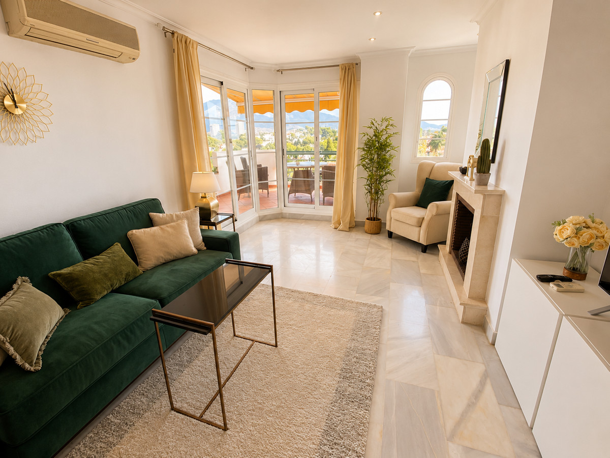 2 Bed Apartment for sale in Nueva Andalucía Costa Del Sol, Málaga, Spain