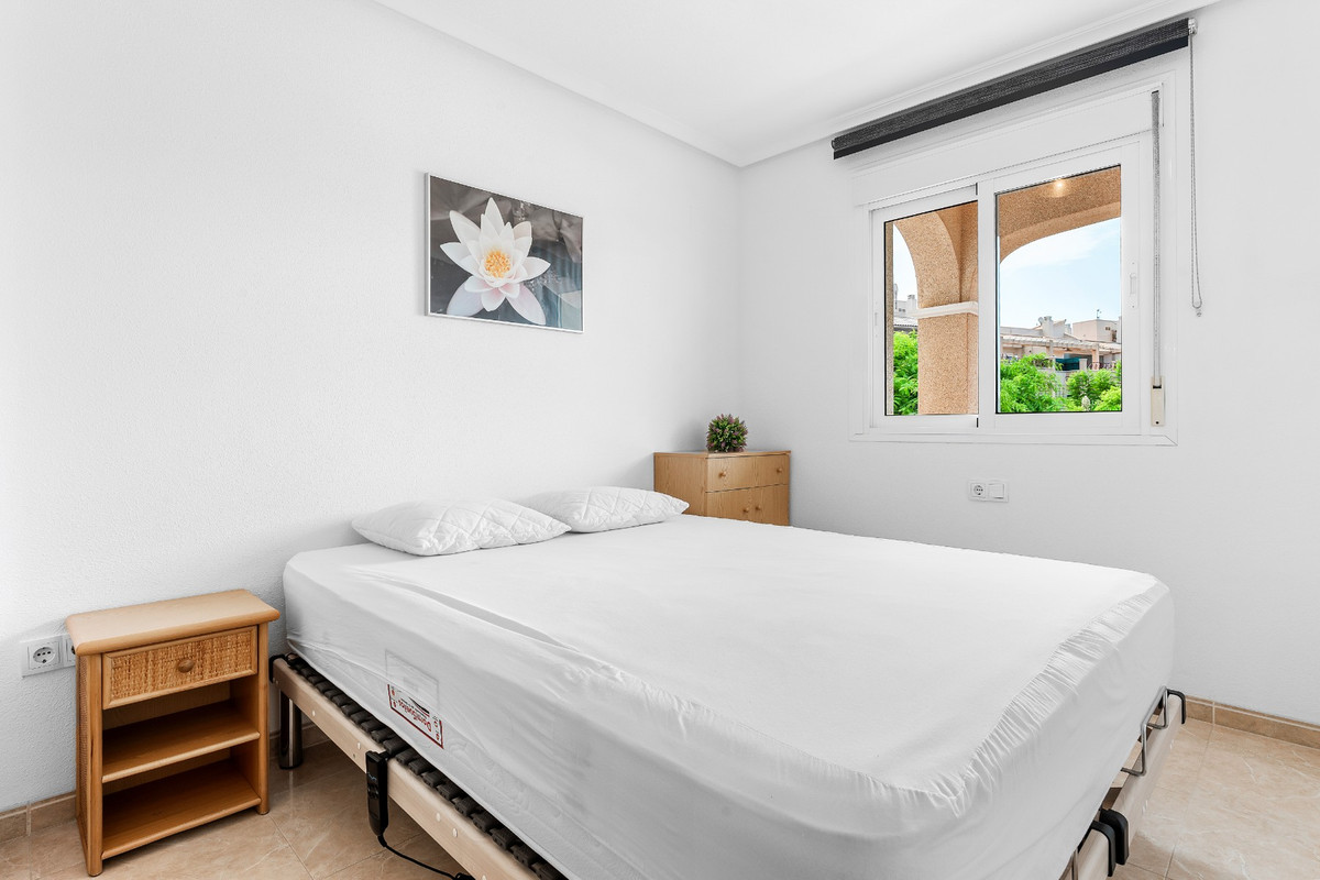 2 Bed Apartment for sale in Playa Flamenca Costa Blanca, Alicante, Spain