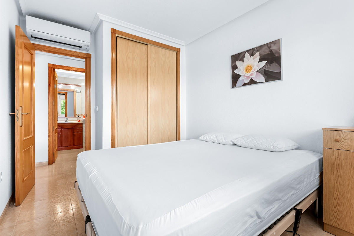 2 Bed Apartment for sale in Playa Flamenca Costa Blanca, Alicante, Spain