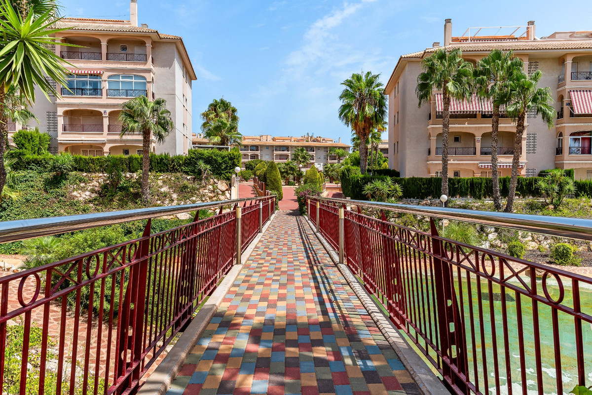 2 Bed Apartment for sale in Playa Flamenca Costa Blanca, Alicante, Spain