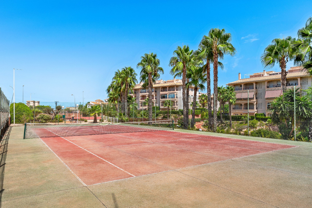 2 Bed Apartment for sale in Playa Flamenca Costa Blanca, Alicante, Spain