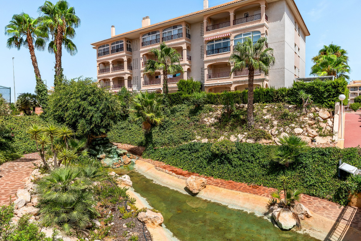 2 Bed Apartment for sale in Playa Flamenca Costa Blanca, Alicante, Spain