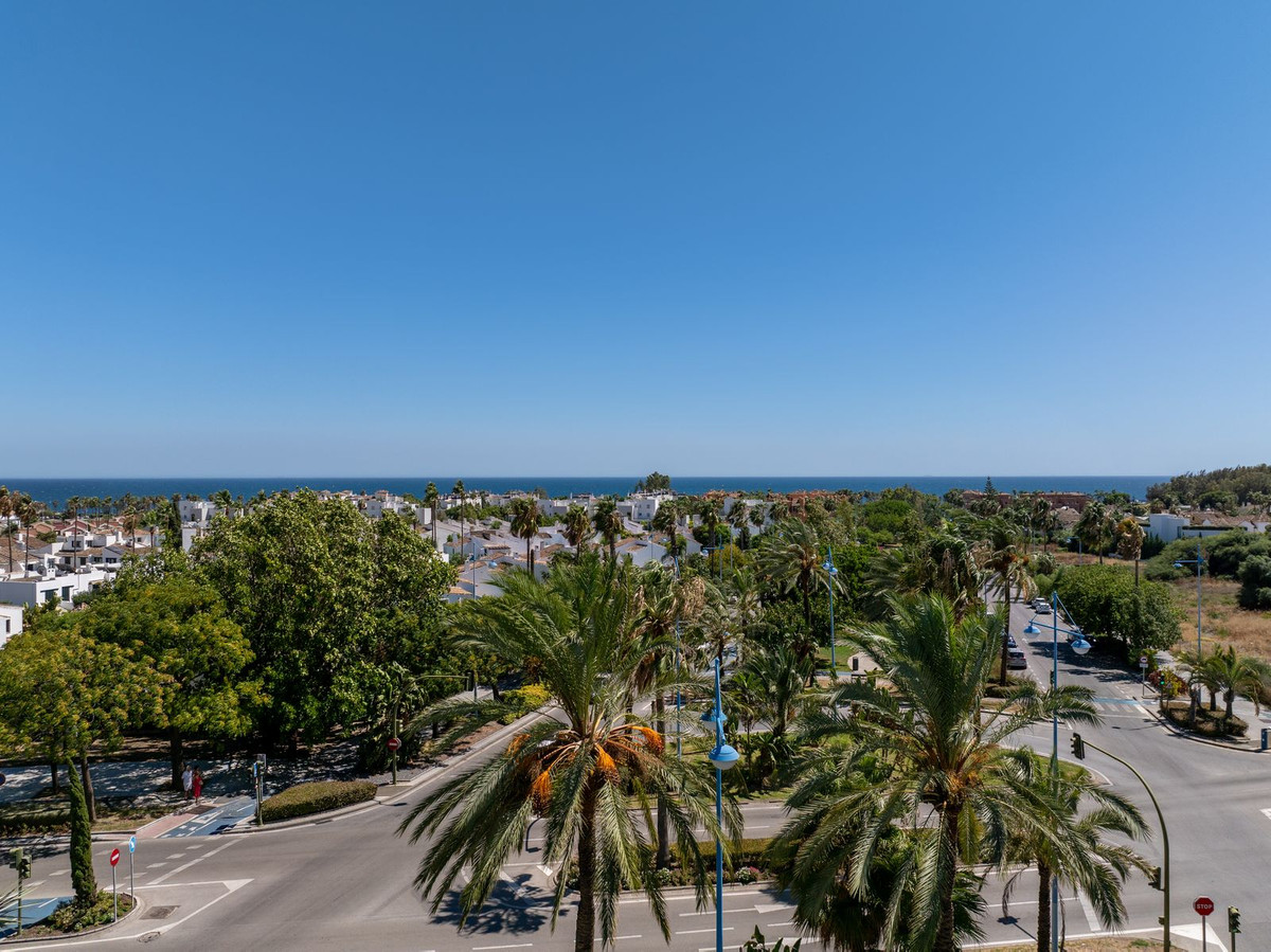 Se vende Apartamento Planta Media de 3 dormitorios en Costa Del Sol, Málaga, España
