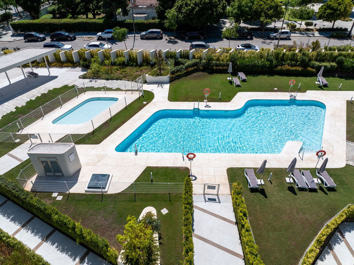 Se vende Apartamento Planta Media de 3 dormitorios en Costa Del Sol, Málaga, España