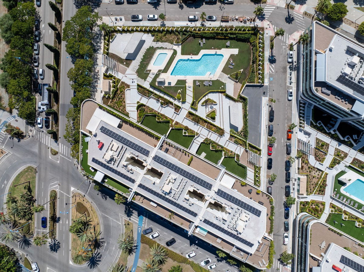 Se vende Apartamento Planta Media de 3 dormitorios en Costa Del Sol, Málaga, España