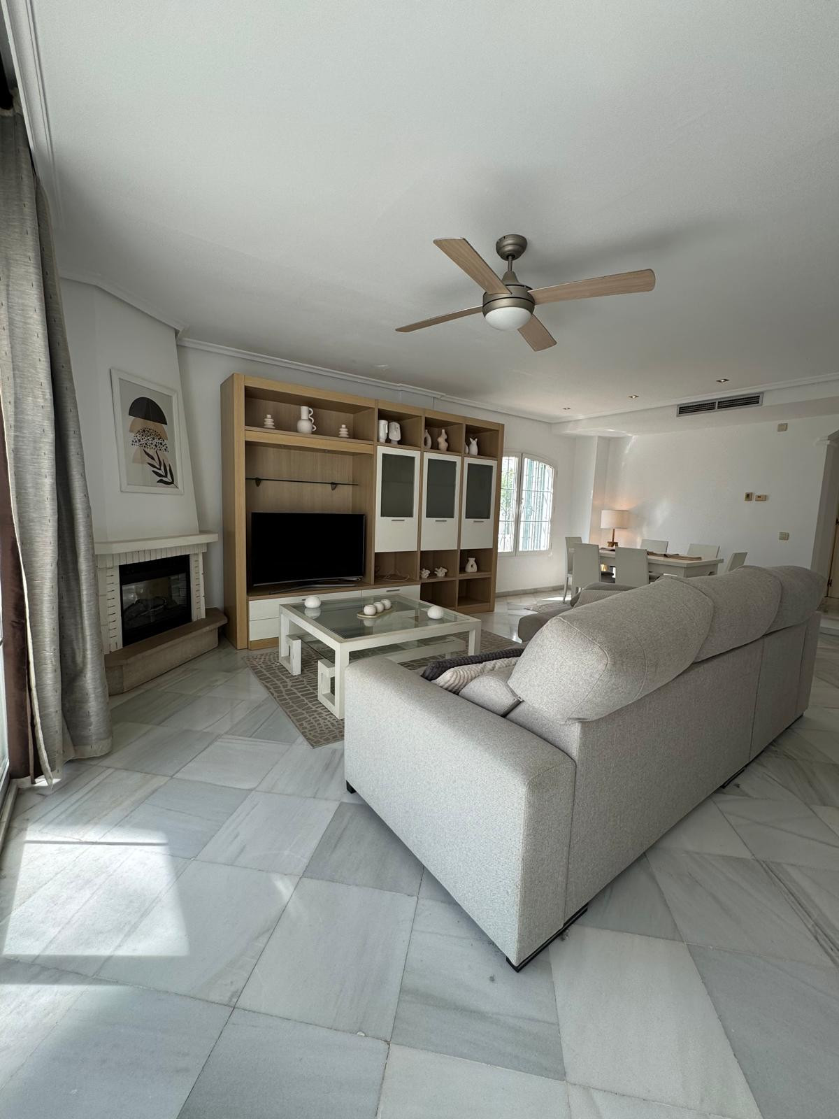 Se vende Adosada de 3 dormitorios en Costa Del Sol, Málaga, España