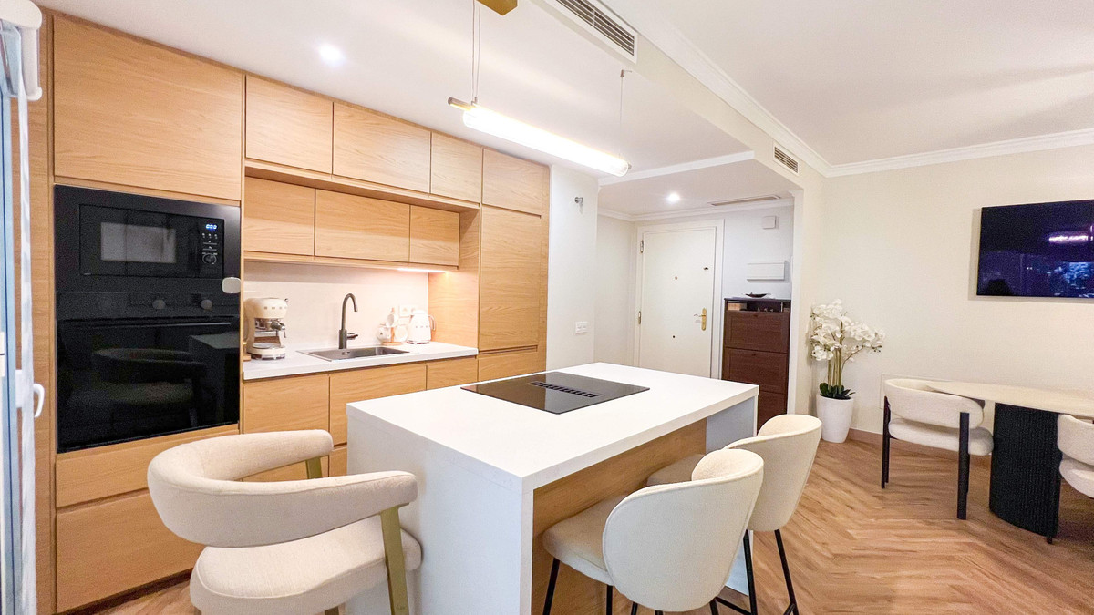 2 Bed Apartment for sale in Marbella Costa Del Sol, Málaga, Spain