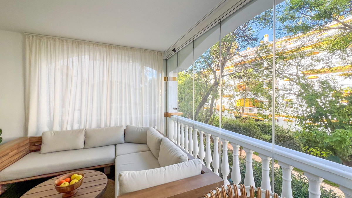 2 Bed Apartment for sale in Marbella Costa Del Sol, Málaga, Spain