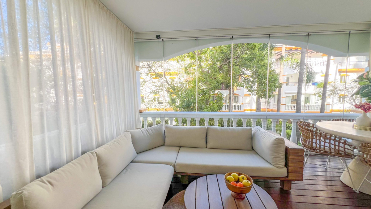 2 Bed Apartment for sale in Marbella Costa Del Sol, Málaga, Spain