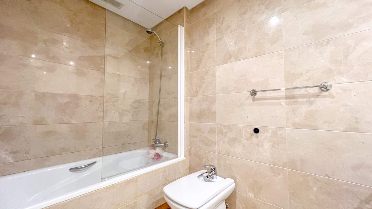 2 Bed Apartment for sale in Marbella Costa Del Sol, Málaga, Spain