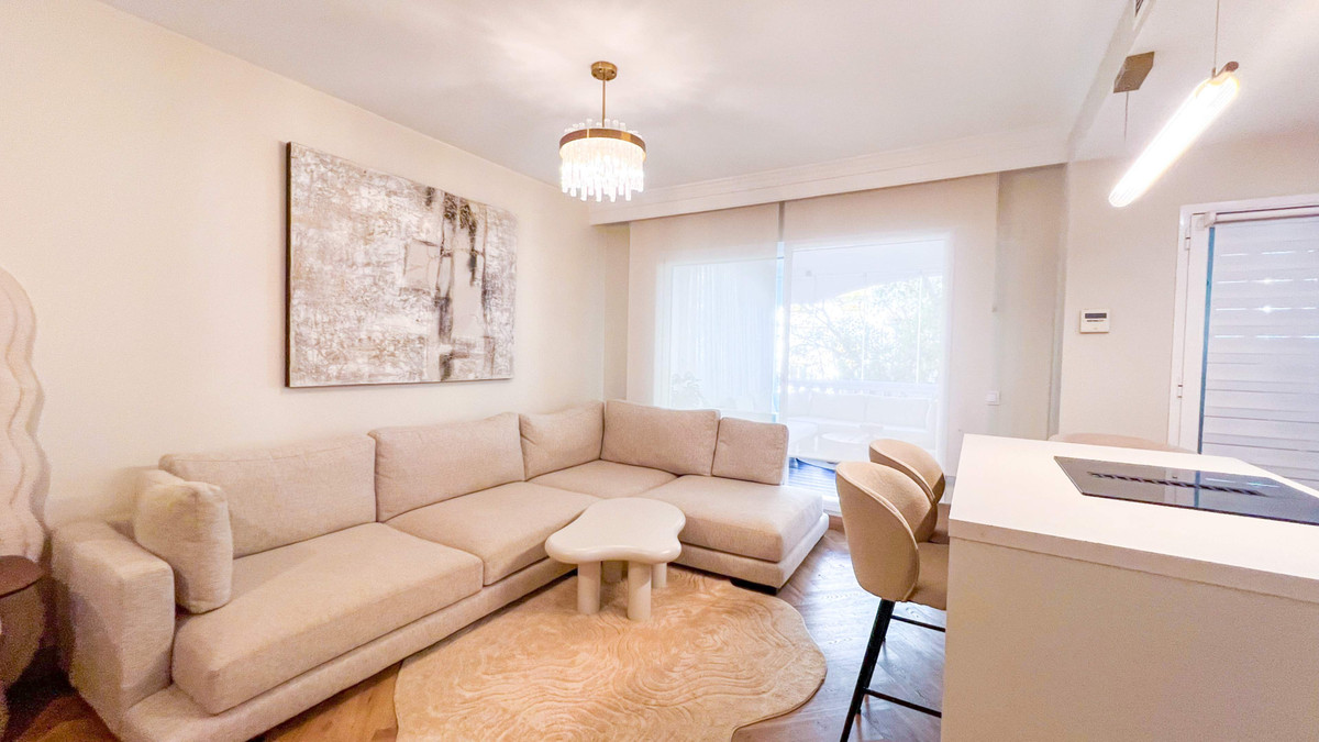 2 Bed Apartment for sale in Marbella Costa Del Sol, Málaga, Spain