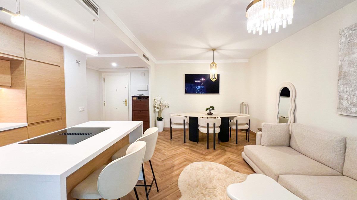 2 Bed Apartment for sale in Marbella Costa Del Sol, Málaga, Spain