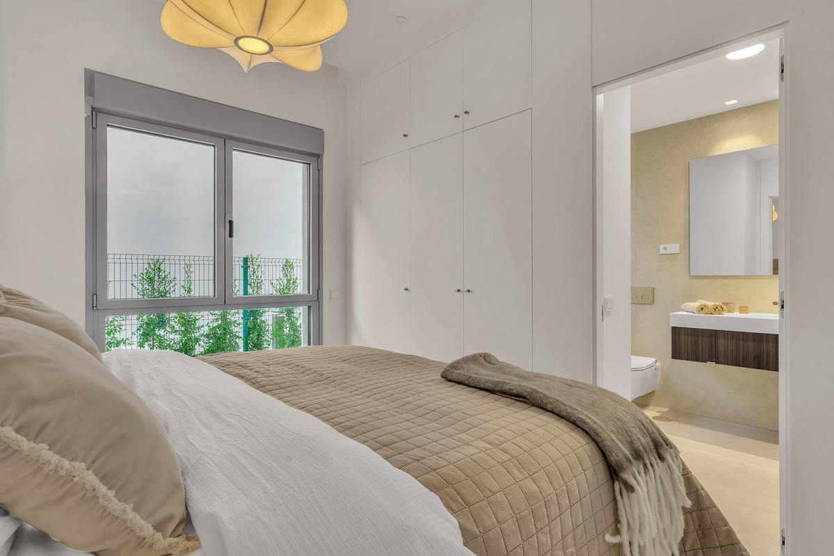 4 Bed Apartment for sale in Santa Clara Costa Del Sol, Málaga, Spain