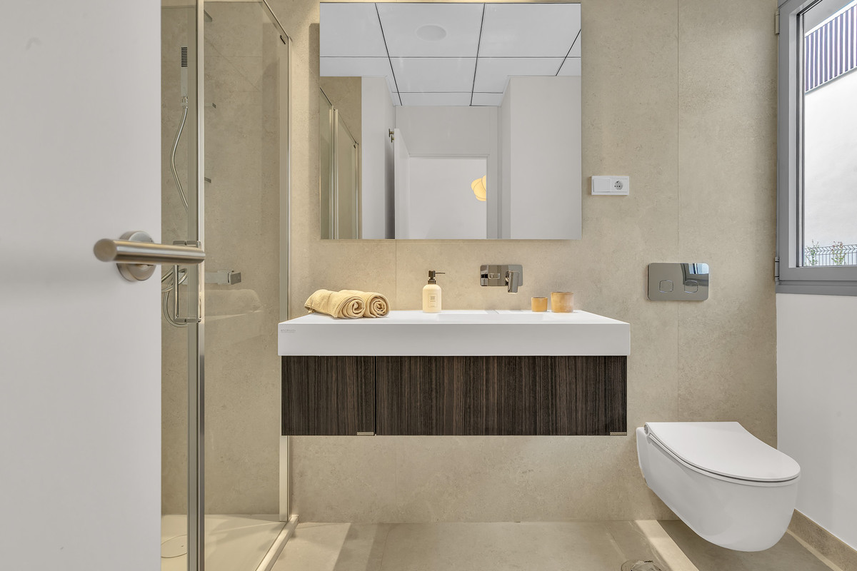 4 Bed Apartment for sale in Santa Clara Costa Del Sol, Málaga, Spain