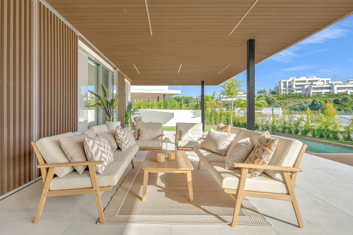 4 Bed Apartment for sale in Santa Clara Costa Del Sol, Málaga, Spain