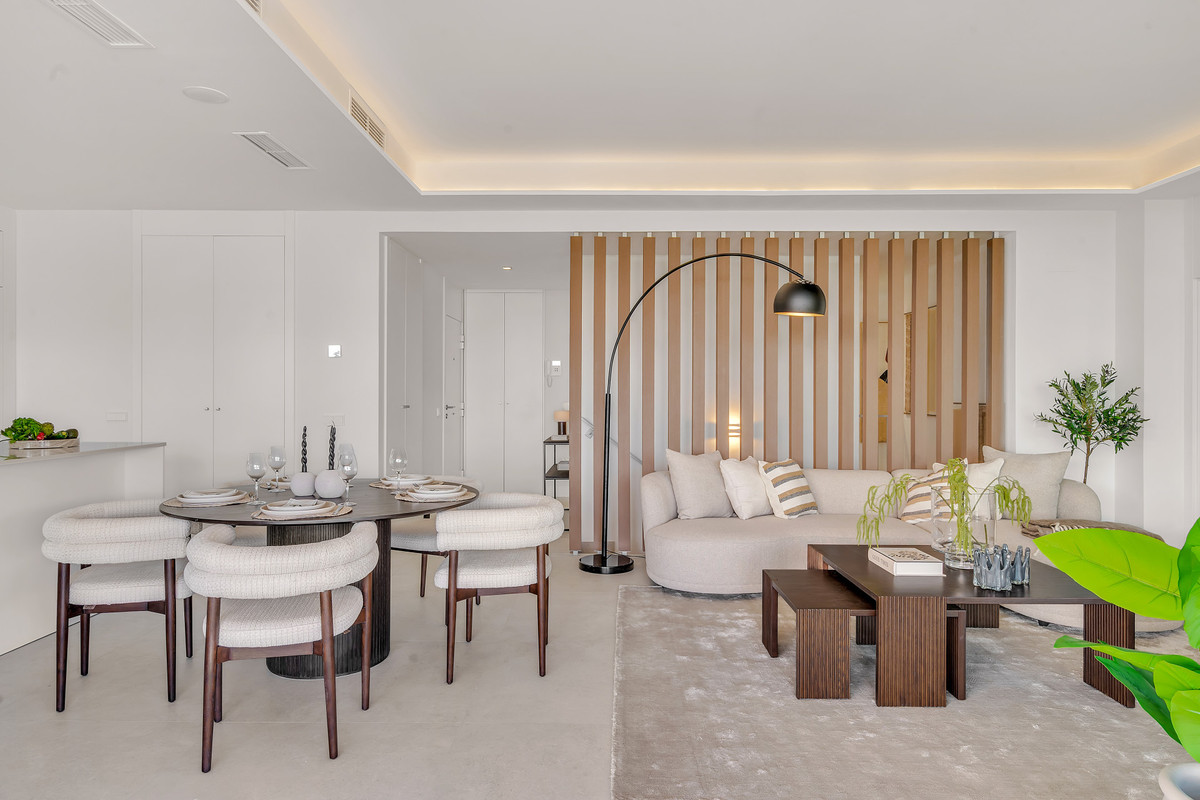 4 Bed Apartment for sale in Santa Clara Costa Del Sol, Málaga, Spain