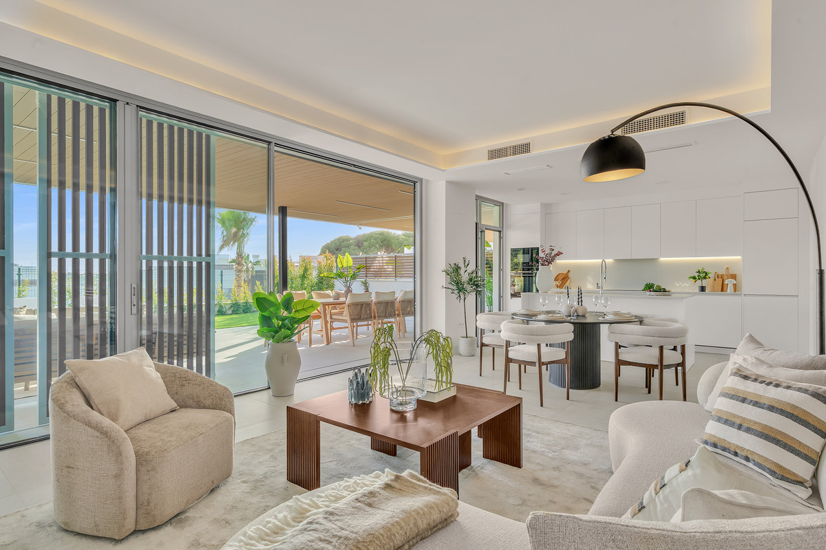 4 Bed Apartment for sale in Santa Clara Costa Del Sol, Málaga, Spain