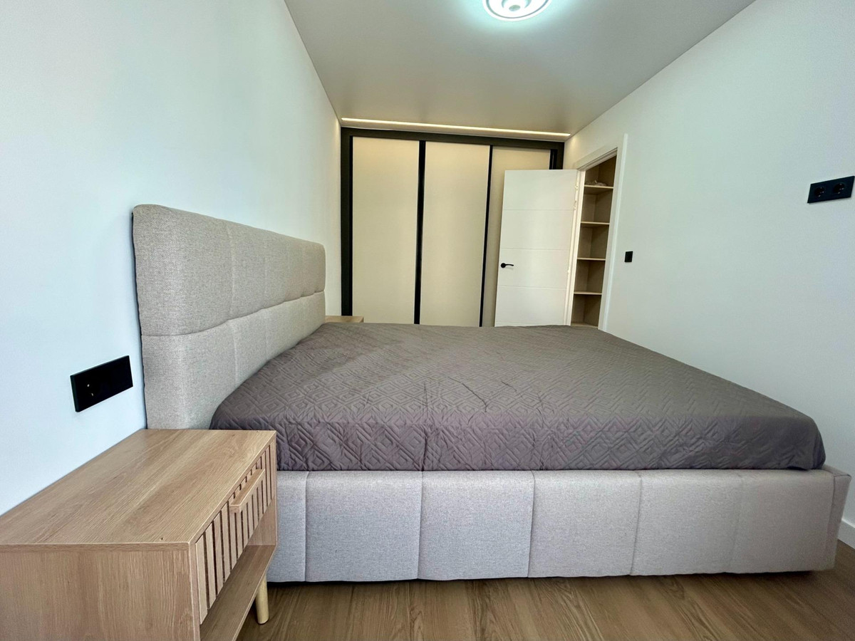 Se vende Apartamento Planta Media de 2 dormitorios en Costa Blanca, Alicante, España