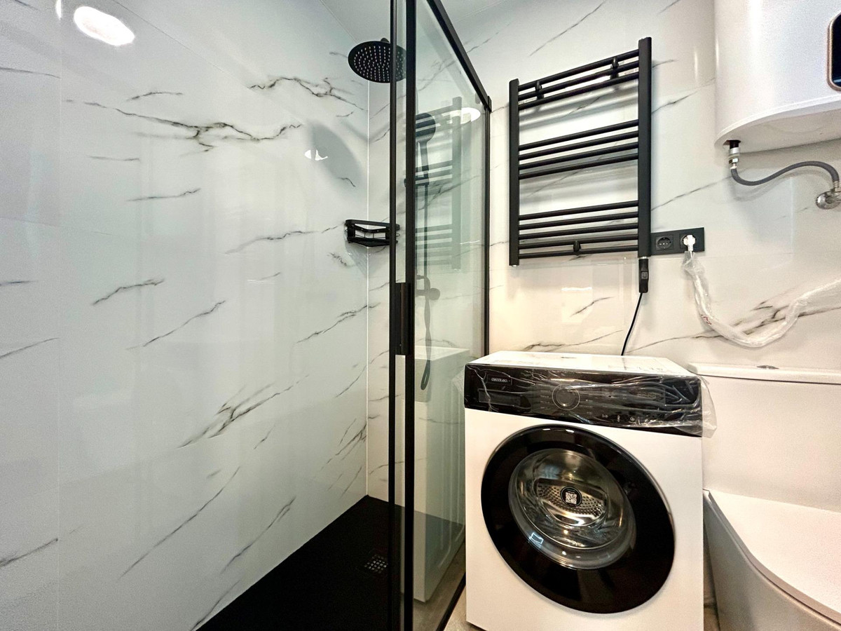 Se vende Apartamento Planta Media de 2 dormitorios en Costa Blanca, Alicante, España