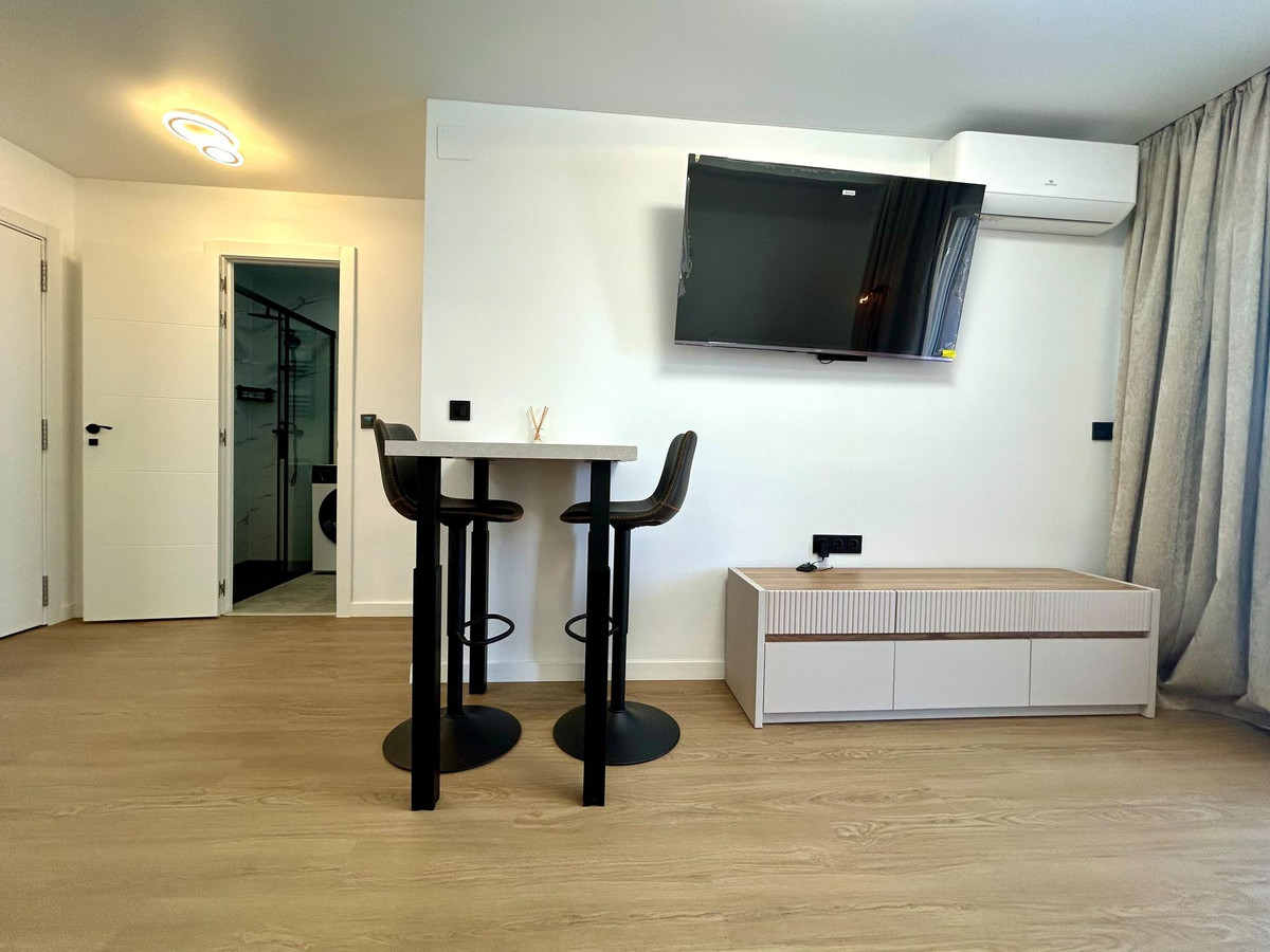 Se vende Apartamento Planta Media de 2 dormitorios en Costa Blanca, Alicante, España
