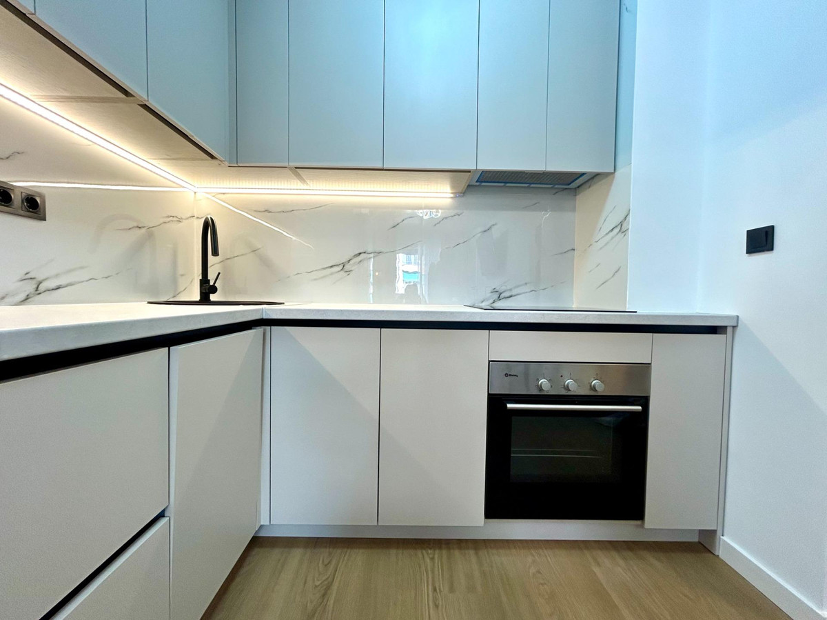 Se vende Apartamento Planta Media de 2 dormitorios en Costa Blanca, Alicante, España