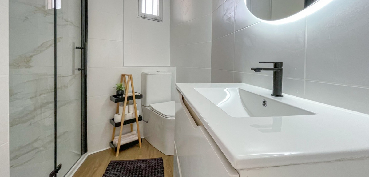 Se vende Apartamento Planta Media de 3 dormitorios en Costa Blanca, Alicante, España