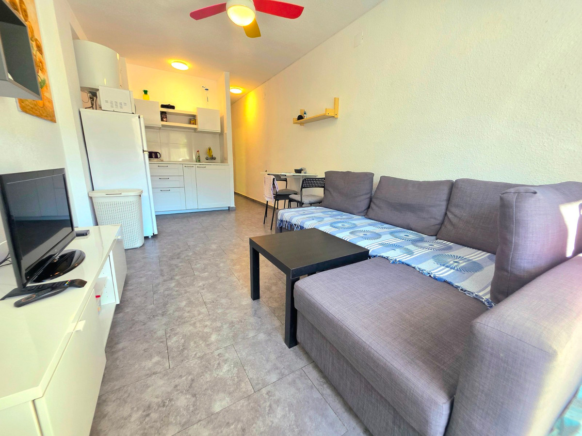 Se vende Apartamento Planta Media de 1 dormitorios en Costa Blanca, Alicante, España