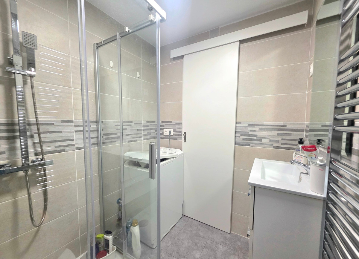 Se vende Apartamento Planta Media de 1 dormitorios en Costa Blanca, Alicante, España