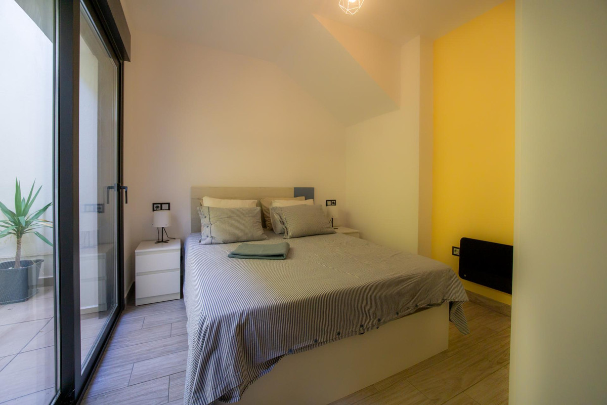 Se vende Villa - Chalet de 3 dormitorios en Costa Del Sol, Málaga, España