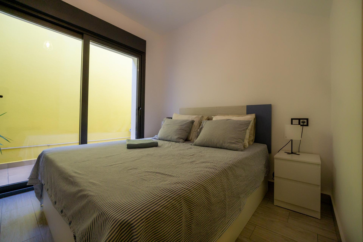 Se vende Villa - Chalet de 3 dormitorios en Costa Del Sol, Málaga, España