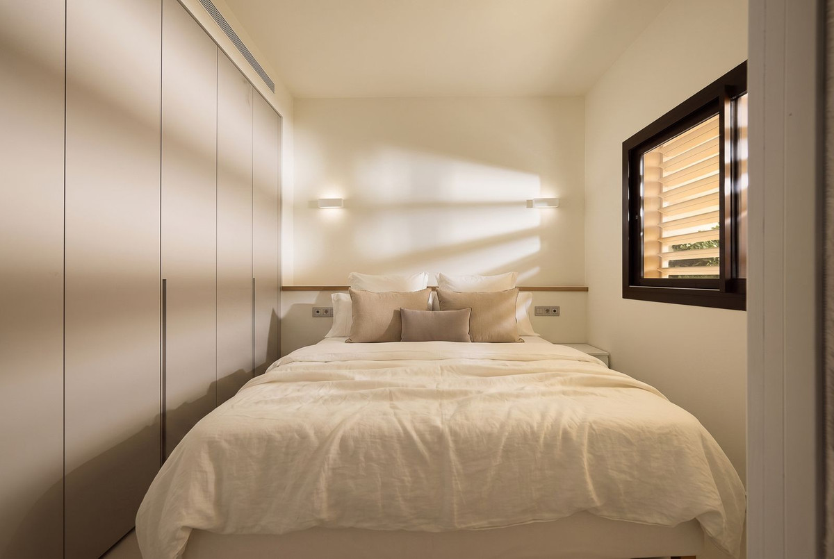 Se vende Apartamento Planta Media de 2 dormitorios en Costa Del Sol, Málaga, España