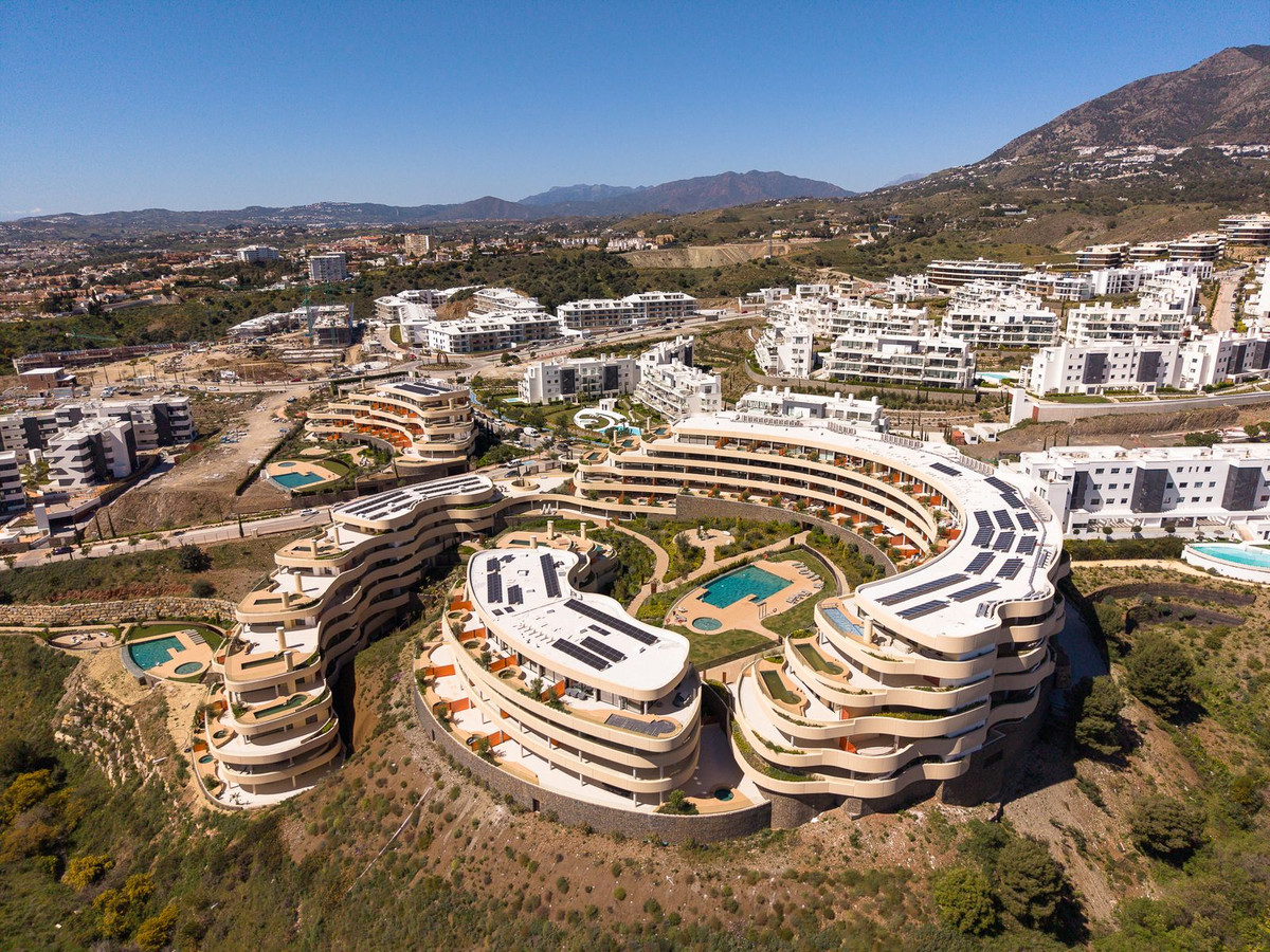Se vende Apartamento Planta Media de 2 dormitorios en Costa Del Sol, Málaga, España