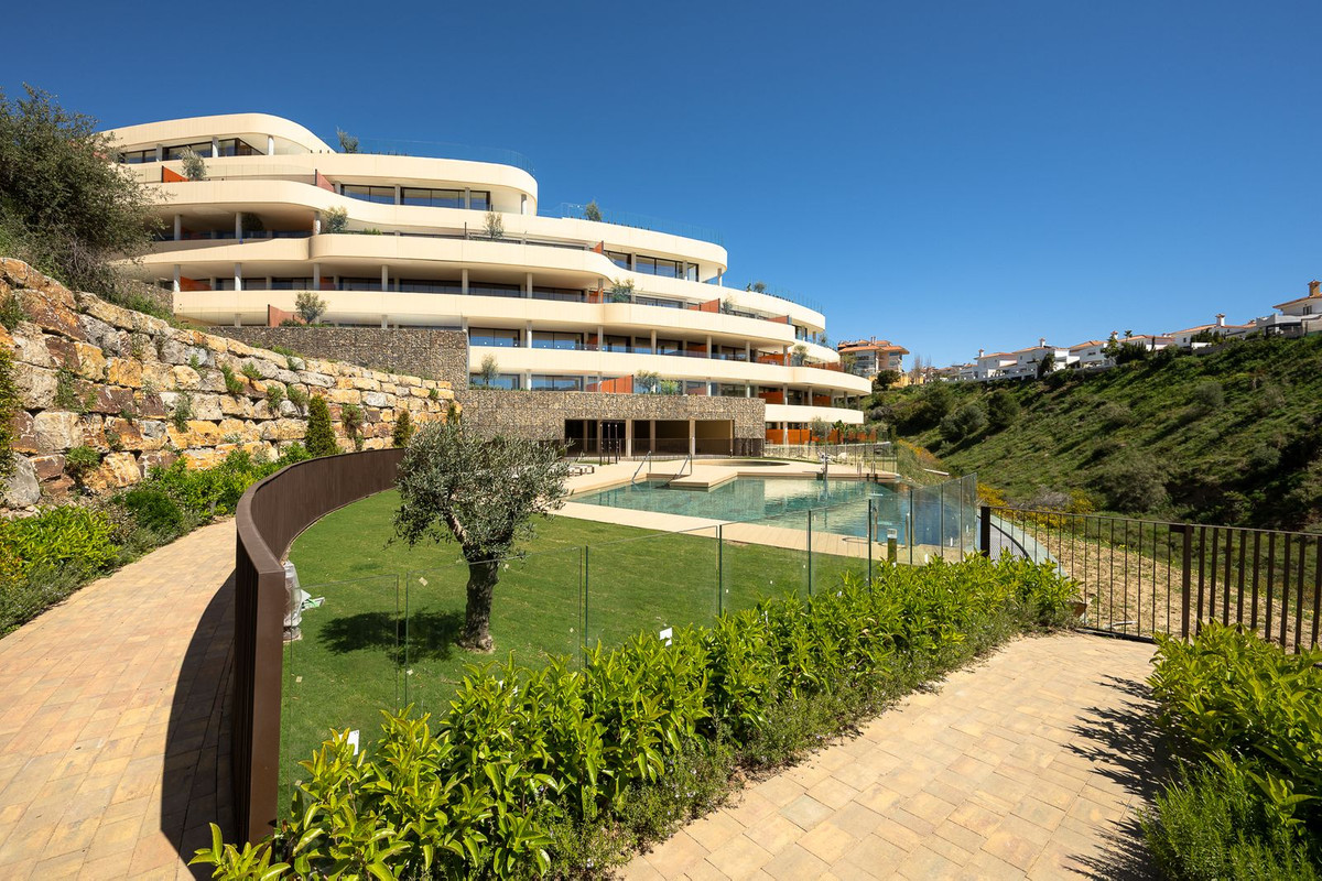 Se vende Apartamento Planta Media de 2 dormitorios en Costa Del Sol, Málaga, España