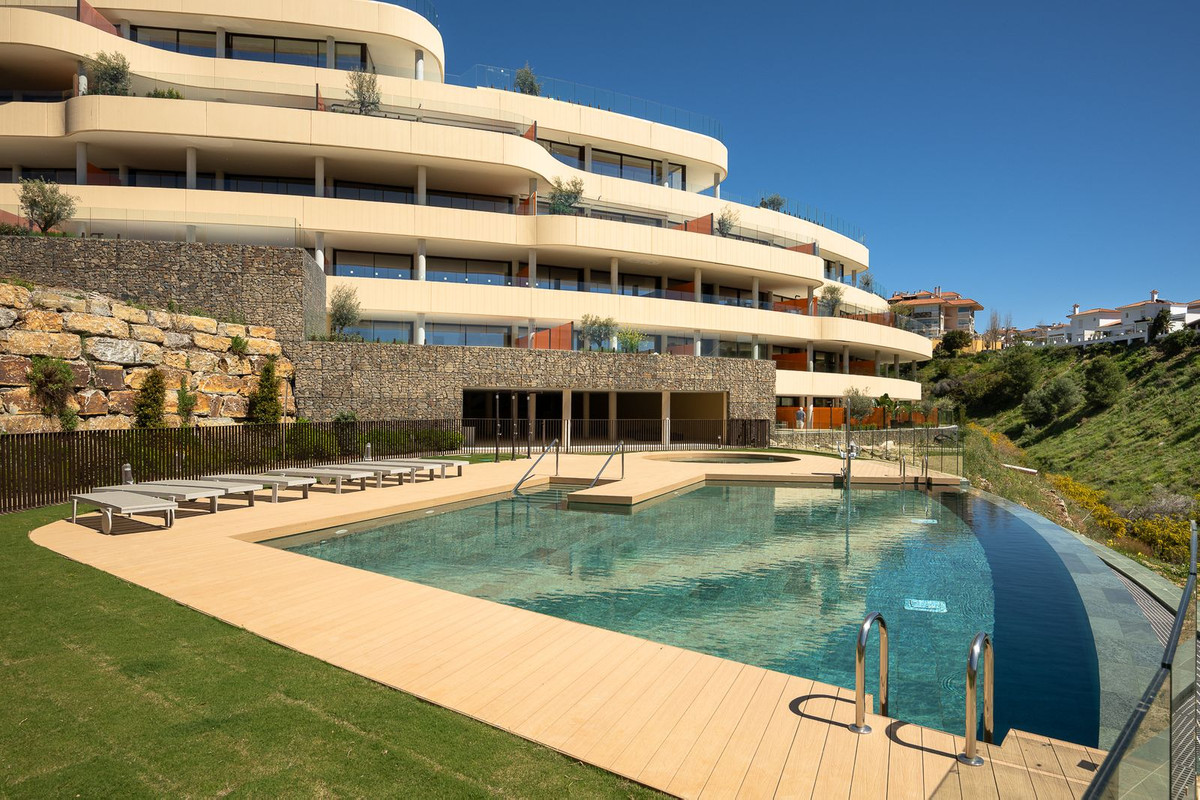 Se vende Apartamento Planta Media de 2 dormitorios en Costa Del Sol, Málaga, España