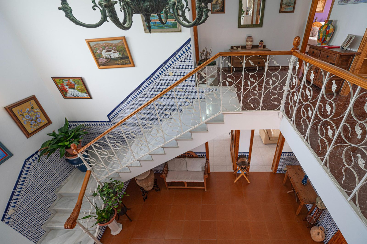 Se vende Villa - Chalet de 6 dormitorios en Costa Del Sol, Málaga, España