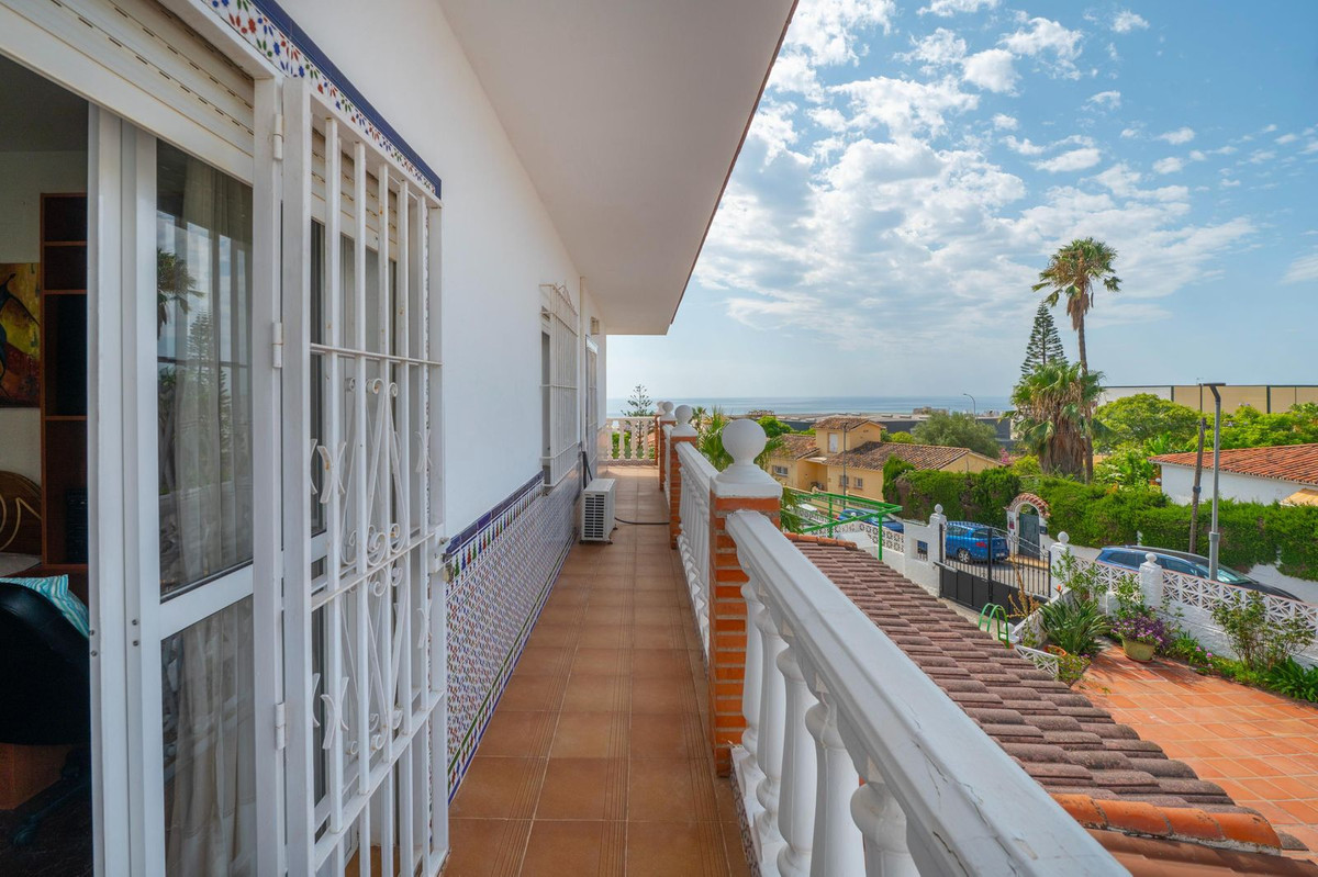 Se vende Villa - Chalet de 6 dormitorios en Costa Del Sol, Málaga, España