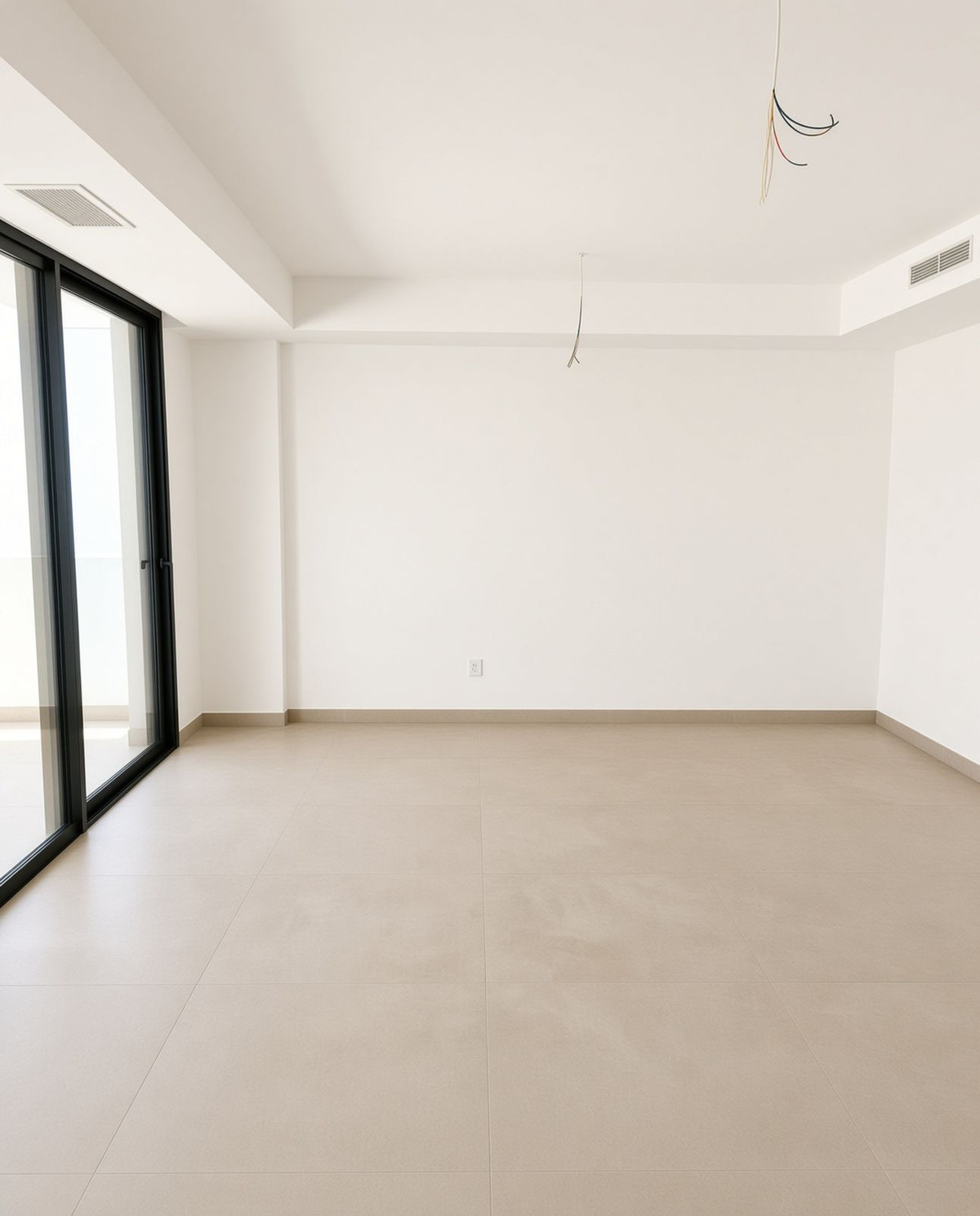 Se vende Apartamento Planta Baja de 3 dormitorios en Costa Del Sol, Málaga, España