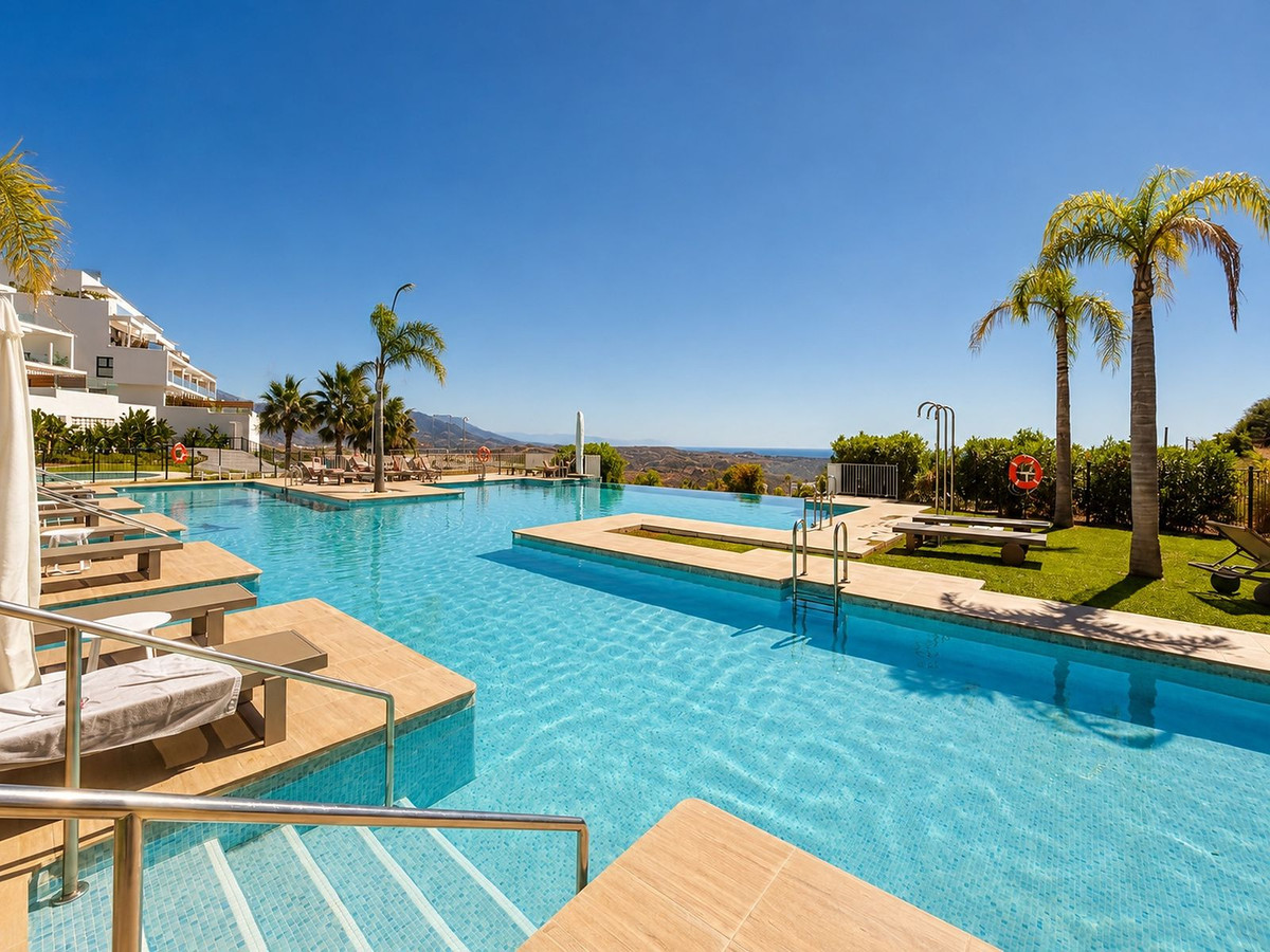3 Bed Apartment for sale in La Cala De Mijas Costa Del Sol, Málaga, Spain