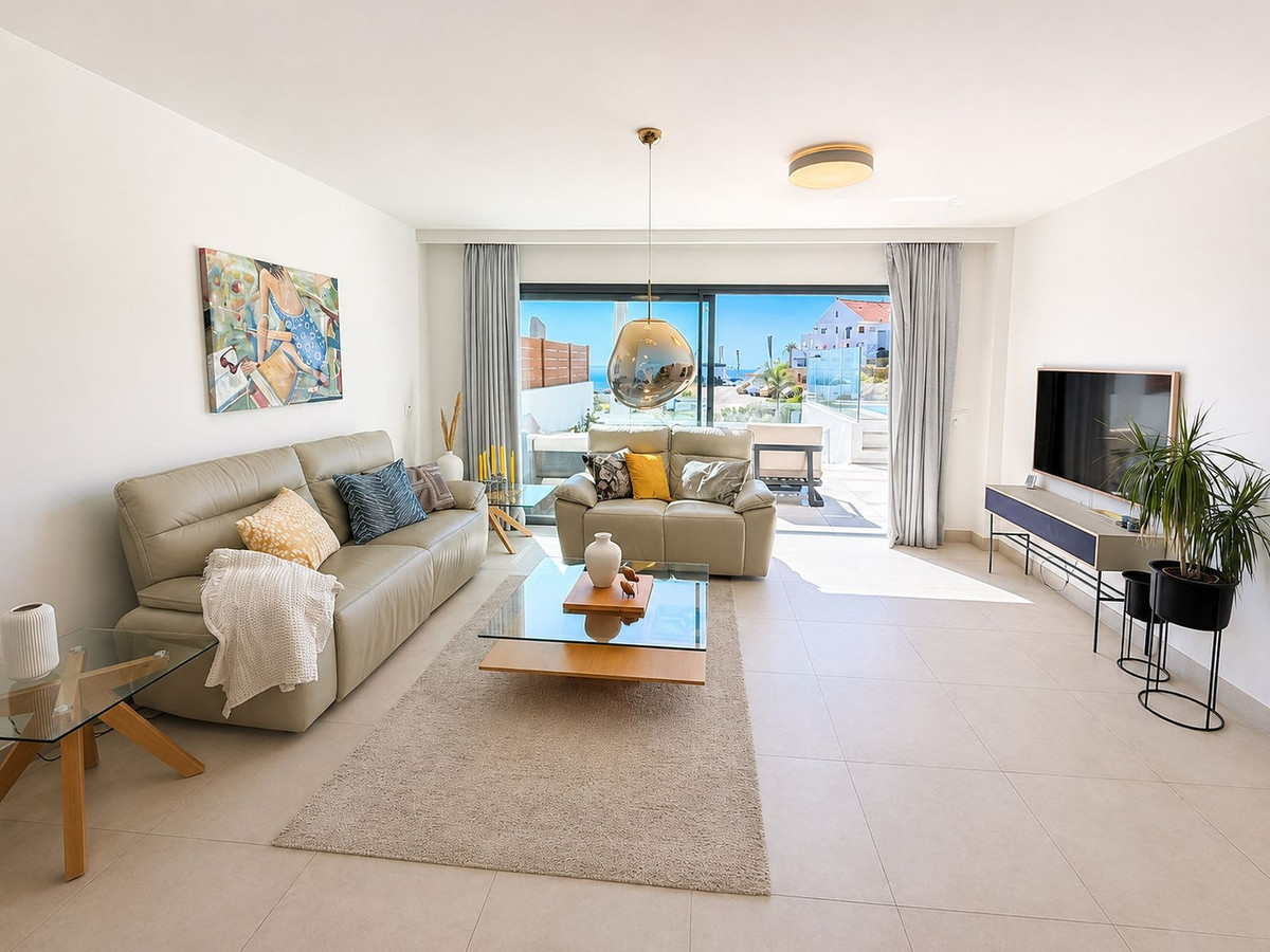 3 Bed Apartment for sale in La Cala De Mijas Costa Del Sol, Málaga, Spain