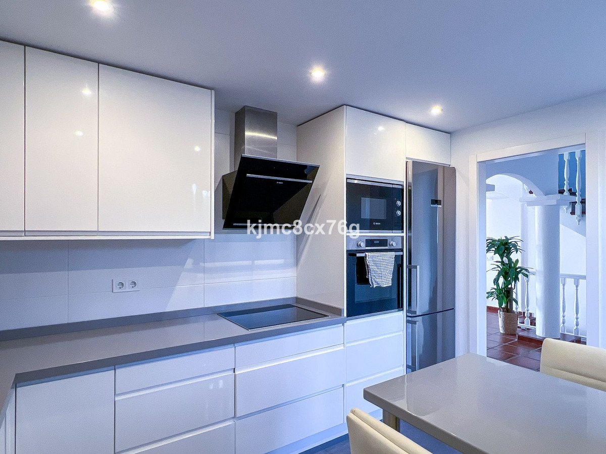 Se vende Adosada de 4 dormitorios en Costa Del Sol, Málaga, España