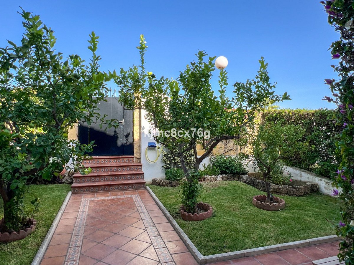Se vende Adosada de 4 dormitorios en Costa Del Sol, Málaga, España