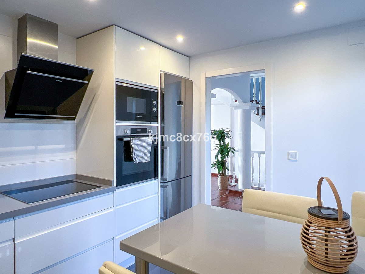 Se vende Adosada de 4 dormitorios en Costa Del Sol, Málaga, España