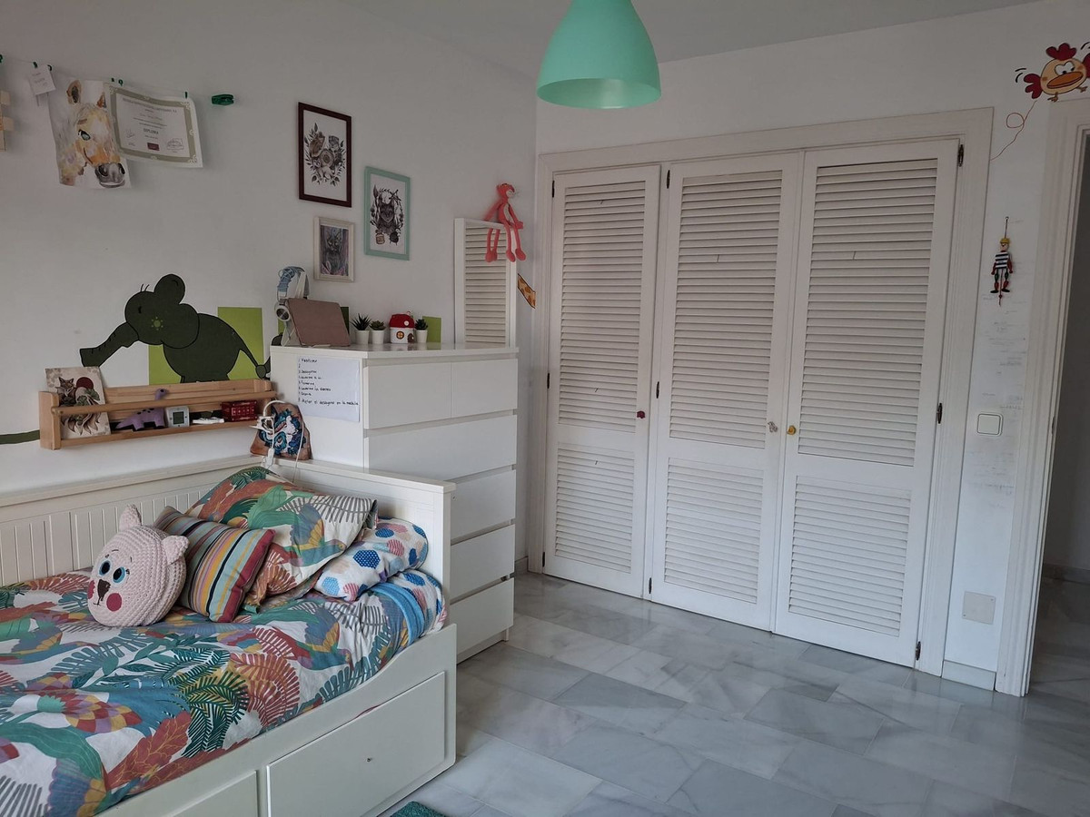 Se vende Apartamento en Planta Última de 3 dormitorios en Costa Del Sol, Málaga, España