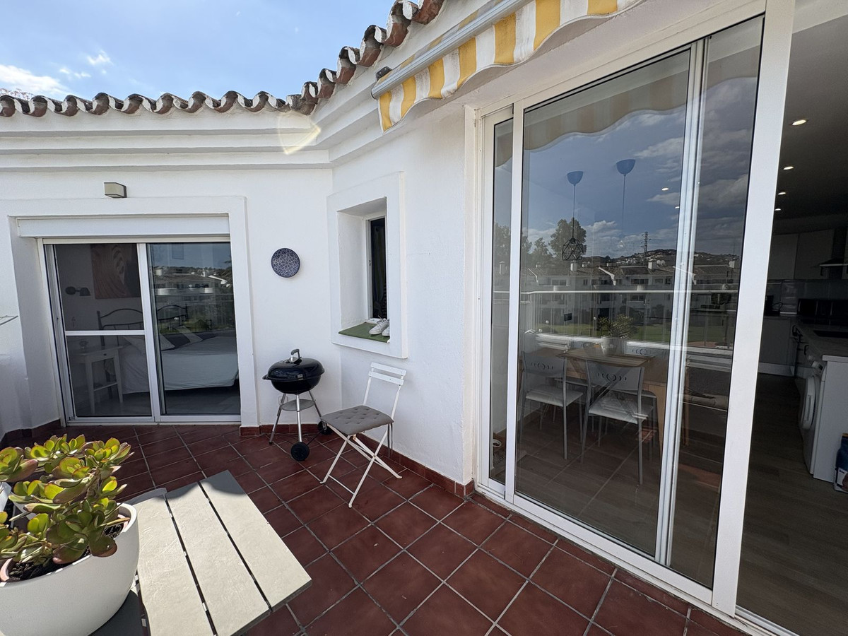 Se vende Apartamento en Planta Última de 3 dormitorios en Costa Del Sol, Málaga, España