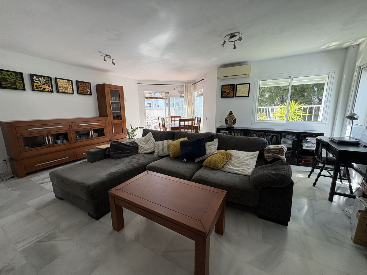 Se vende Apartamento en Planta Última de 3 dormitorios en Costa Del Sol, Málaga, España