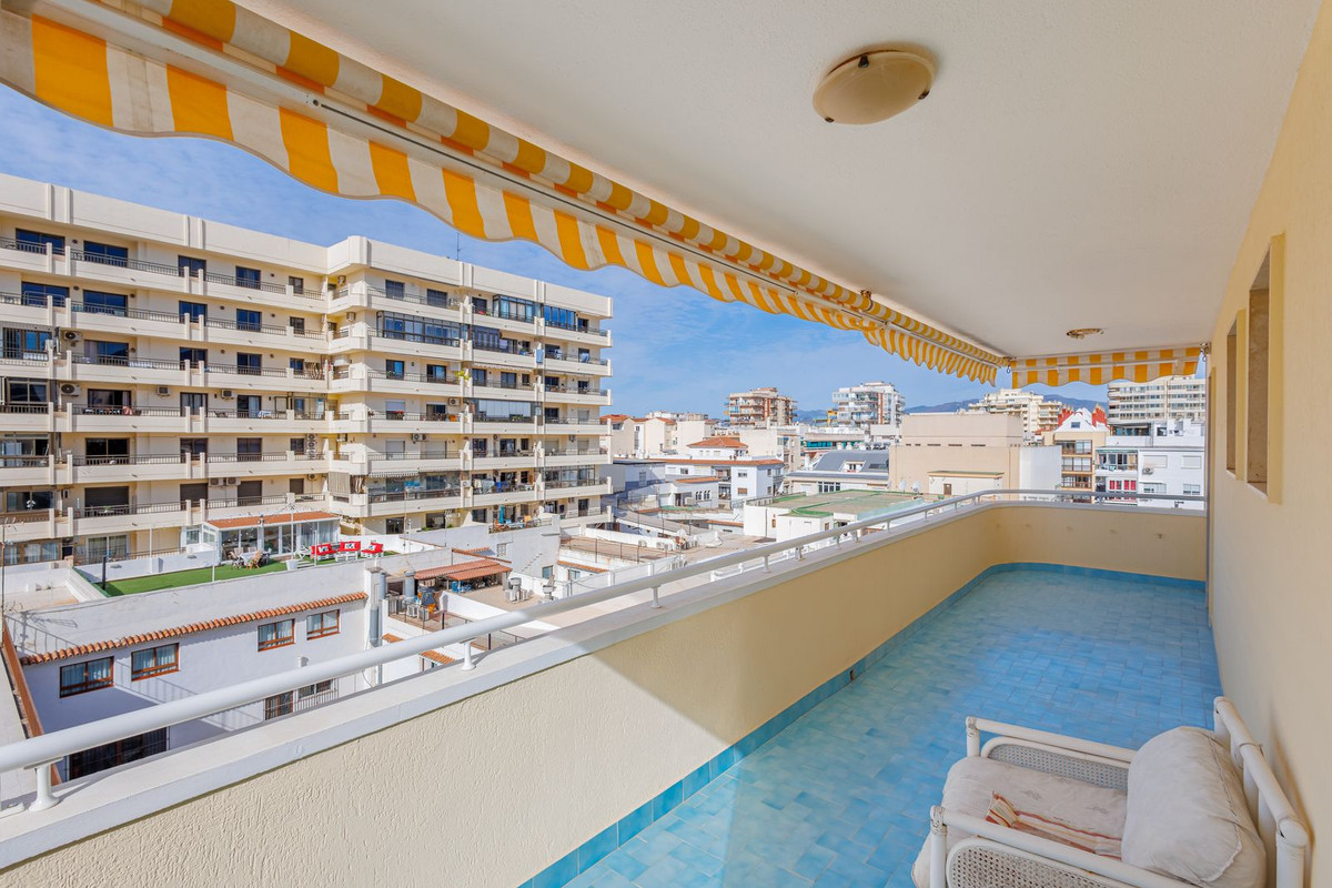 Se vende Apartamento Planta Media de 2 dormitorios en Costa Del Sol, Málaga, España