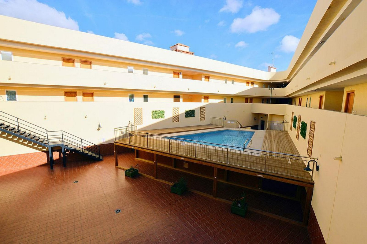 Se vende Apartamento Planta Media de 2 dormitorios en Costa Calida, Murcia, España